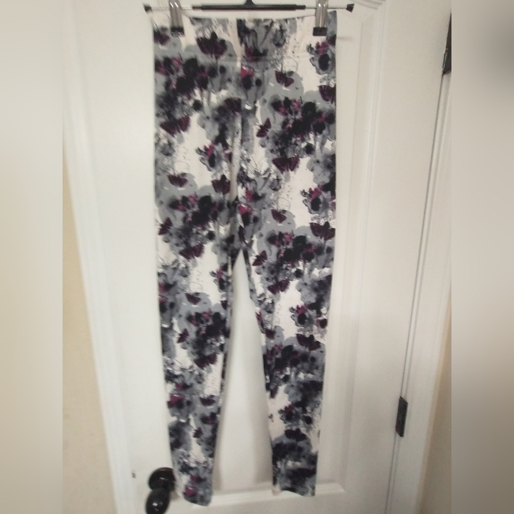 Just Be Abstract Floral Leggings - Black, Gray, Purple